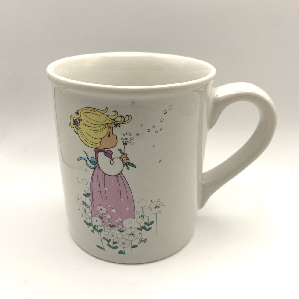 Precious Moments 1995 coffee tee mug. “Mom you’re a wish come true” on back.